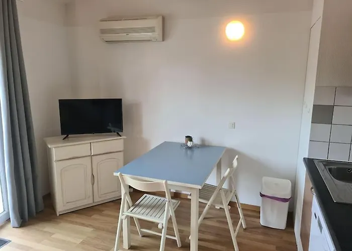 Avec Piscine A 300m De La * Les Sables Vignier